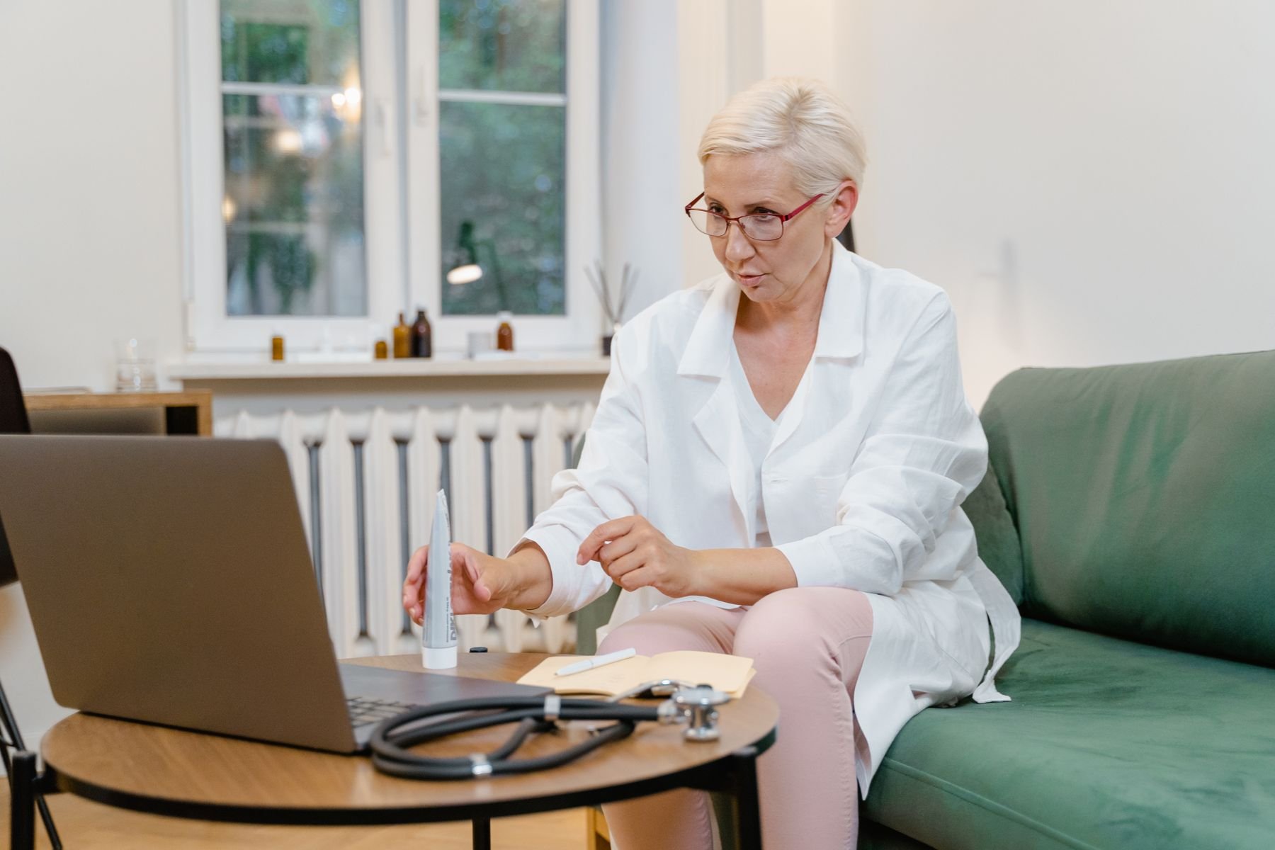 Clinician discussing menopause care during an online consultation